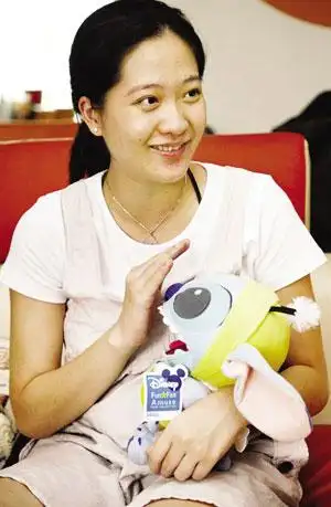 朱芳雨晋升为"朱爸" 陪妻休产假缺席广东首秀