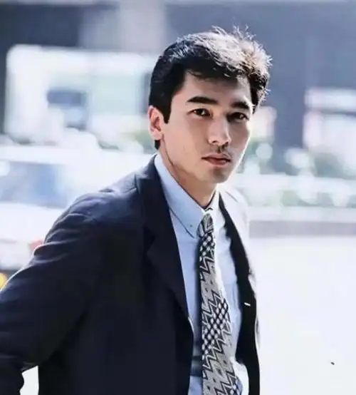 型男方中信本是不婚主义相恋12年的港姐怀孕才浪子回头愿结婚