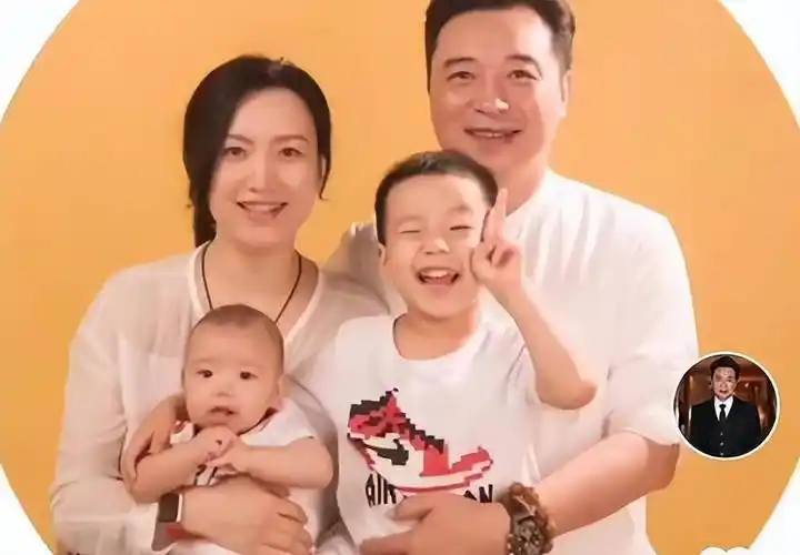 张晞临的妻子朱敏为丈夫放弃事业回归家庭一家四口生活有滋味
