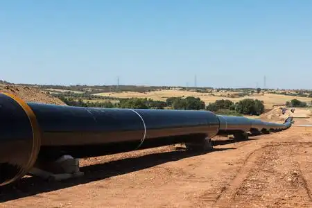 输气管道亚得里亚海天然气管道-在没有自来水照片