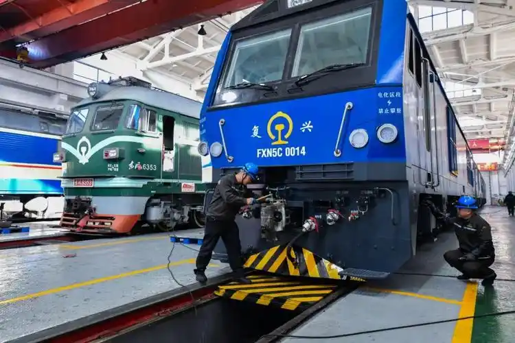 新车型亮相,助力晋煤外运!_澎湃号·政务_澎湃新闻-the paper