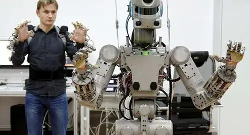 俄罗斯机器人fedor