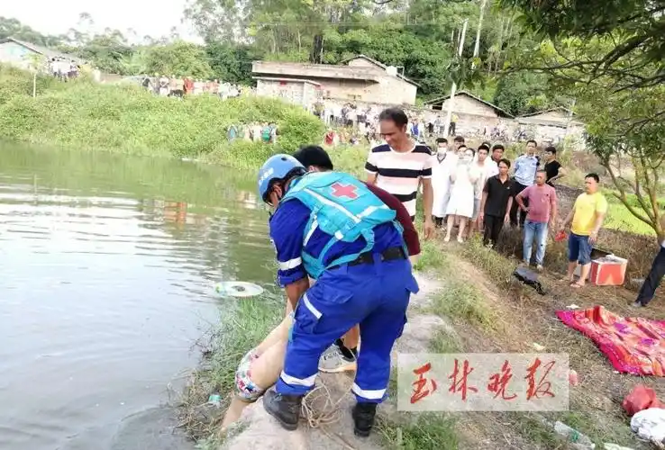 痛心!福绵新桥镇3名学生到水塘游泳,15岁男孩溺亡
