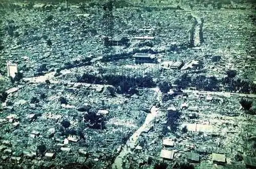 唐山大地震十四一周年祭