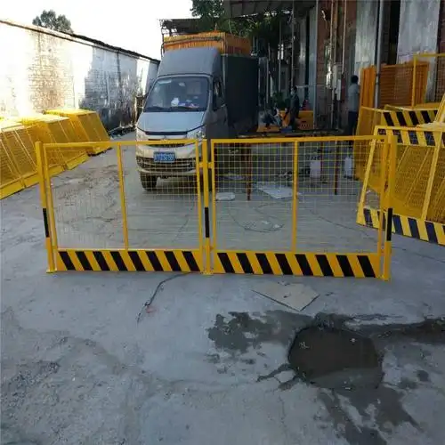 基坑开挖防护栏 基坑护栏专用网 箱式货车隔离栏