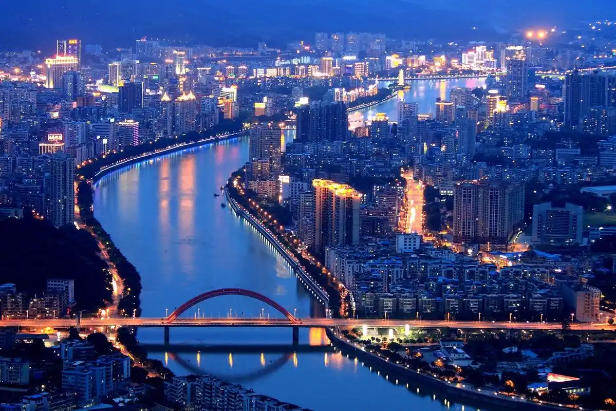 韶关城市风光(图源:图虫创意)