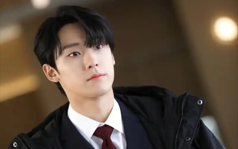 五月的青春李到晛ep119因为不敢杀人就要挨打因为多管