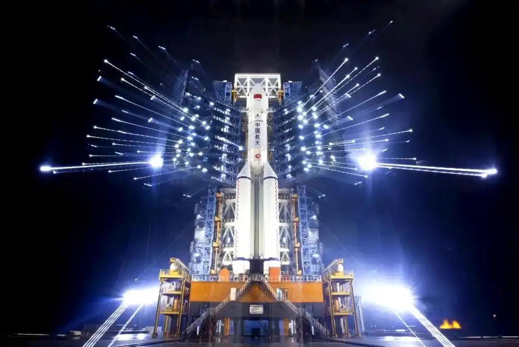 照片看发展细数从文昌发射场升空的大火箭