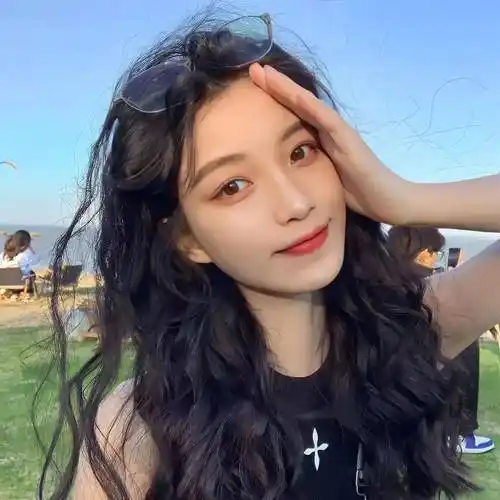 头像| 阳光干净的氛围感女头