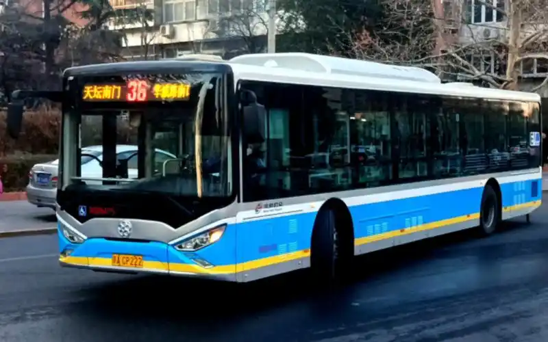 【辞旧迎新61环抱天坛】北京公交36路全程前方展望(华威路南口