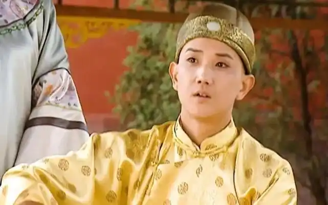 谁说年龄大了不能装嫩,看看李楠,奔四的年纪成功出演十四岁少年_腾讯