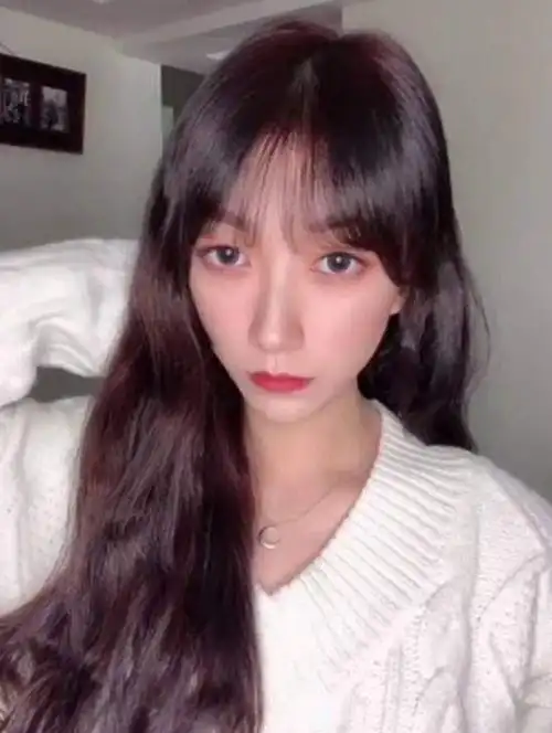 郝一点之后又一位千万网红官宣恋爱男方同样也不露脸