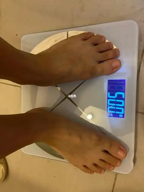 身高157今日体重100斤