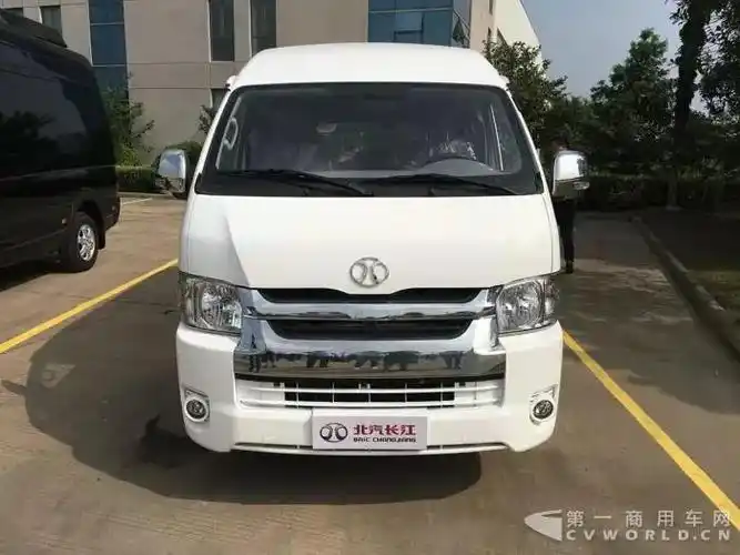 北汽长江汽油窄体轻客北汽长江汽油窄体轻客
