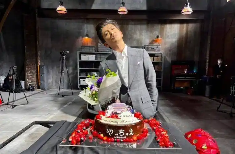 50岁木村拓哉好帅:和工藤静香恩爱22年,俩女儿一个