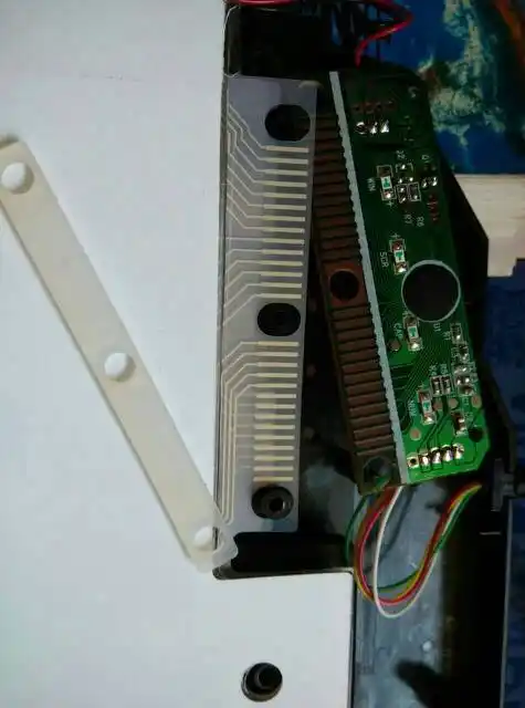 键盘电路板 薄膜纸和橡胶条这是怎么安装的