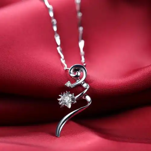 佐卡伊 情丝 钻石项链坠钯金吊坠送项链套装限时促销 特价499元