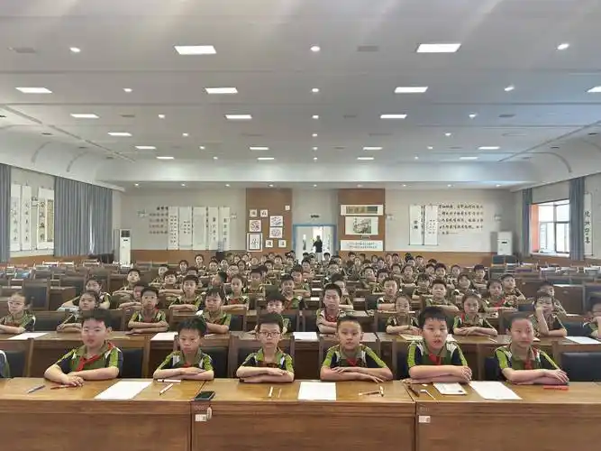 2024年濮阳市第三小学三年级"有趣的井字游戏"学科素养展示活动