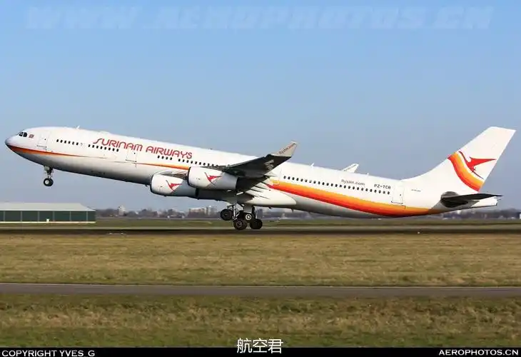 苏里南航空a340-300