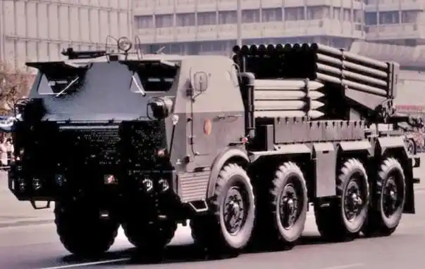 装备解析一一rm70多管火箭炮