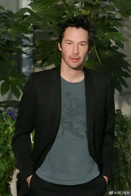 高清旧图|康斯坦丁_新浪新闻