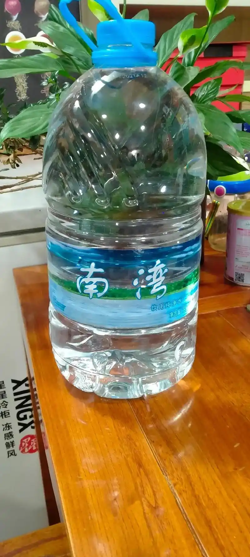 杞县人民也能喝上信阳南湾纯净水,纯天然无添加饮用水,14.2 - 抖音