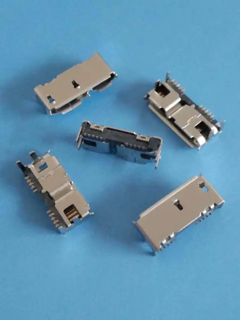 专业电子连接器生产厂商,承接冲压注塑代工