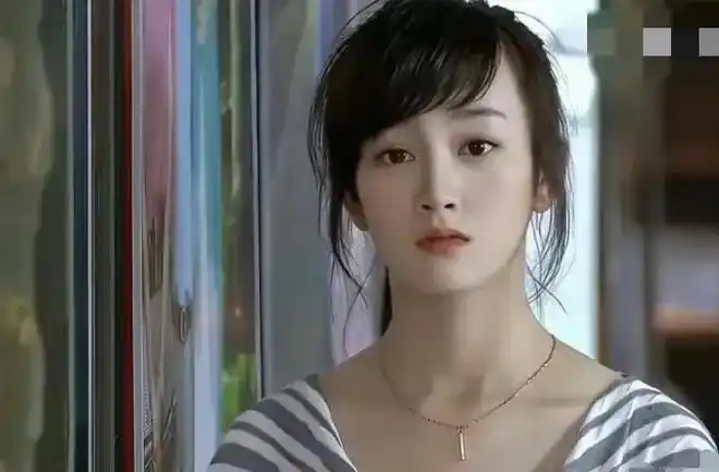 演员张檬:终究为自己的"过度整容"付出了代价_网易订阅