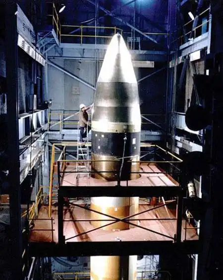 日媒:日本前首相佐藤曾要求美方考虑对华核打击 (11)