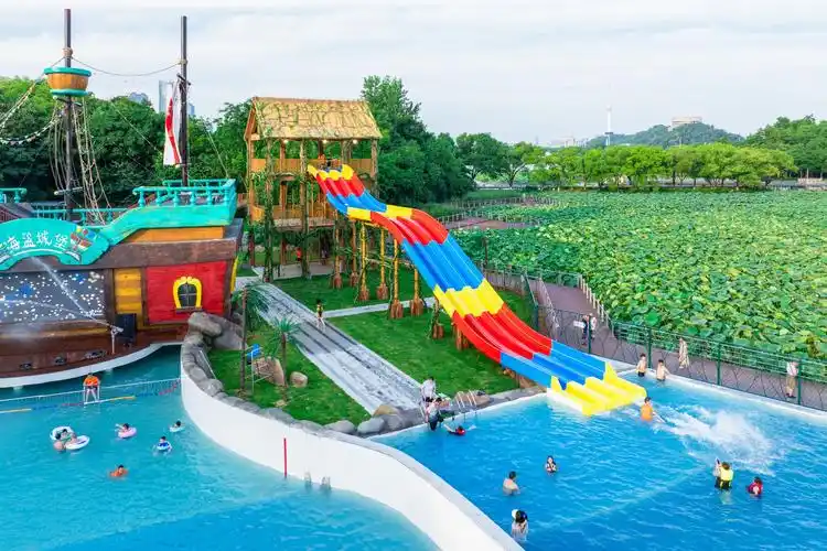 月湖天然水上乐园焕新回归