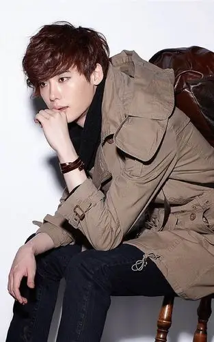 韩国男星李钟硕时尚个性写真手机壁纸,明星,韩国男星,帅哥,小鲜肉,李