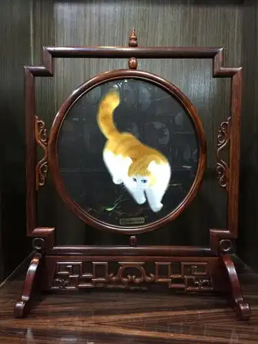 金色系湘绣作品欣赏