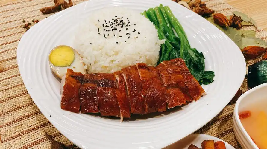 老庸记港式烧鹅饭