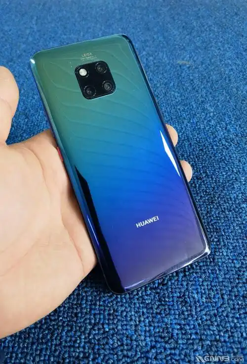 华为mate 20 pro (ud)版 8g 128g 极光色 橙色新有需要的小伙伴私聊