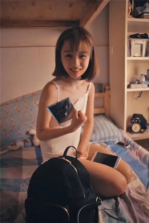 90后素颜清纯美女闺蜜生活照(45)_图片_姑娘家