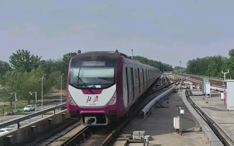 【北京地铁】15号线15019车进后沙峪站