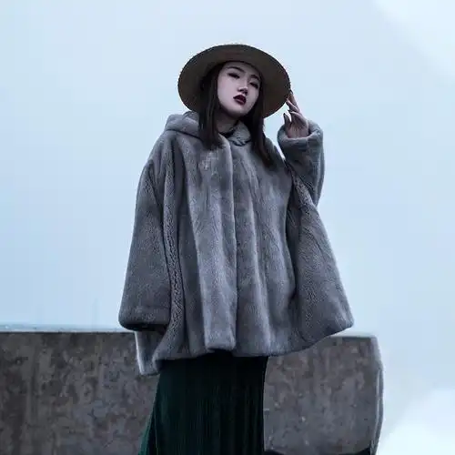 进口水貂皇冠天鹅绒斗篷皮草貂皮大衣女整貂春款外套女2019新款潮