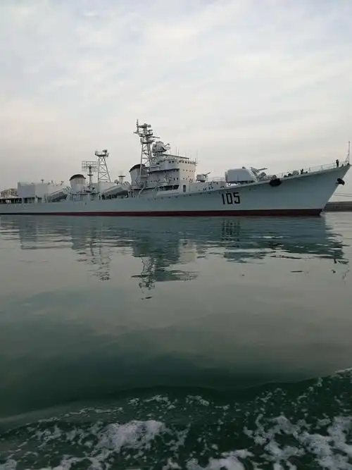 第一代导弹驱逐舰,鞍山号.