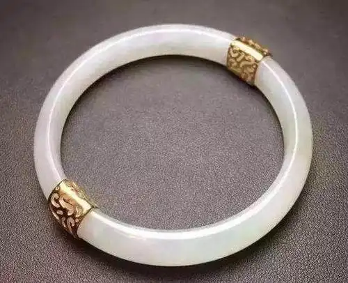 玉手镯碎了别担心,这样修复后比原来更好看_手机搜狐网