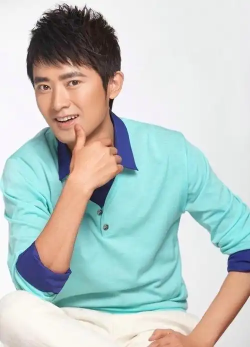 被王思聪称哥的任泉到底是什么来历?