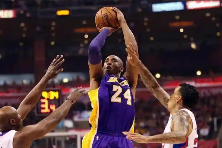 篮球的进攻方式有哪些(美媒列出了nba历史上最具传奇色彩的10大标志性