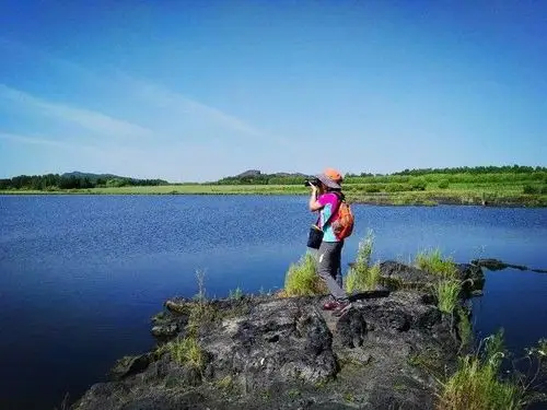 盛夏酷暑难耐,带着老婆孩儿畅游五大连池!