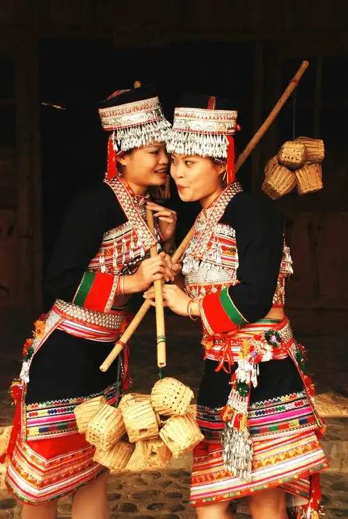 中国～新平花腰傣服饰