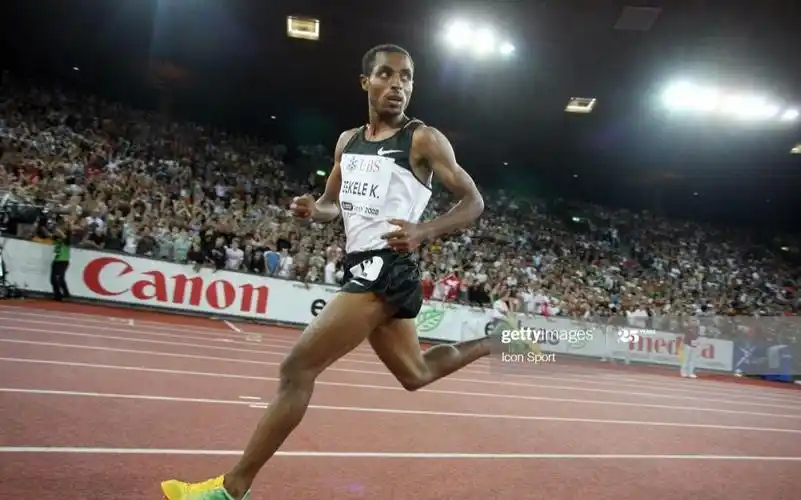 米跑得最快的人成绩至今无人撼动长跑之王贝克勒5000米世界纪录回顾