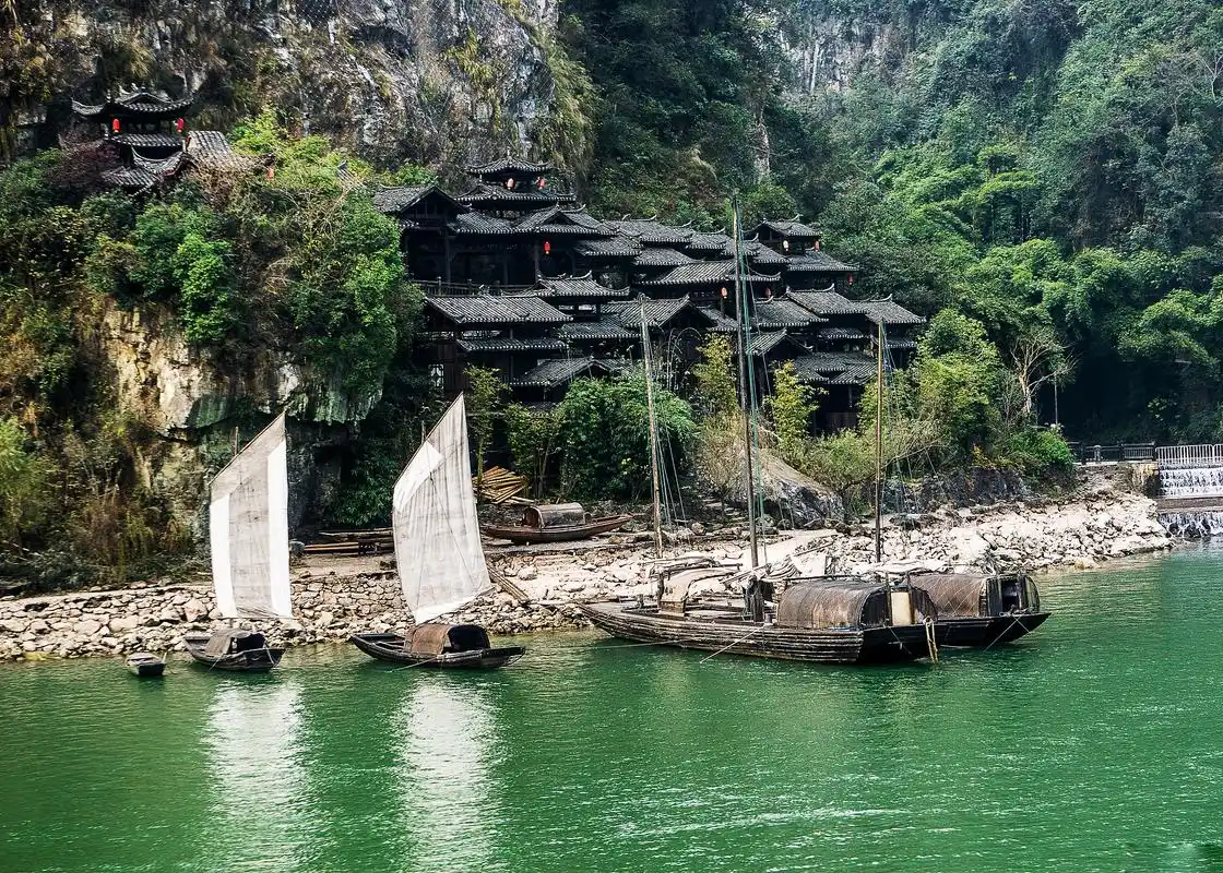 长阳清江画廊:探索自然美景的绝佳之地!