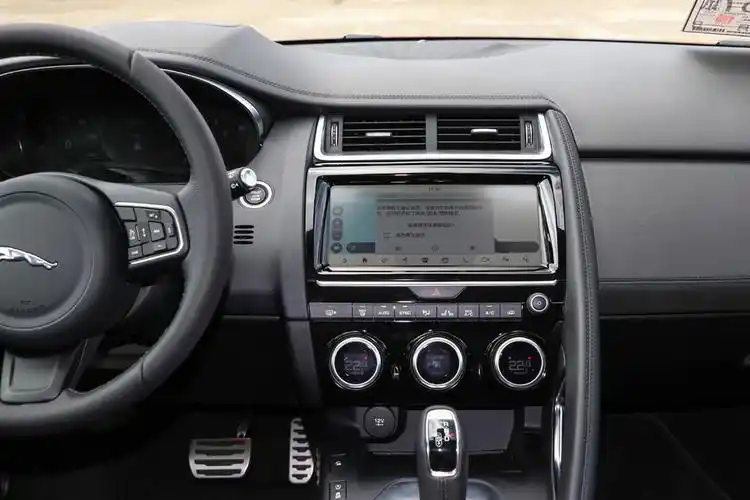 > 爱卡试驾捷豹e-pace