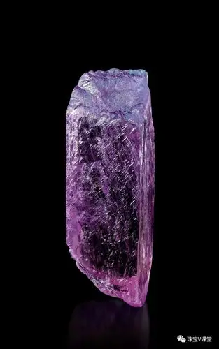 那些你看不起眼的矿物宝石,却拍出321万的成交额