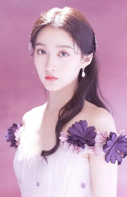 关晓彤优雅唯美写真图片46