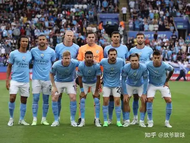 足坛第十支三冠王诞生曼城王朝拉开序幕