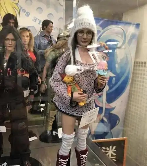 杨幂的真人手办